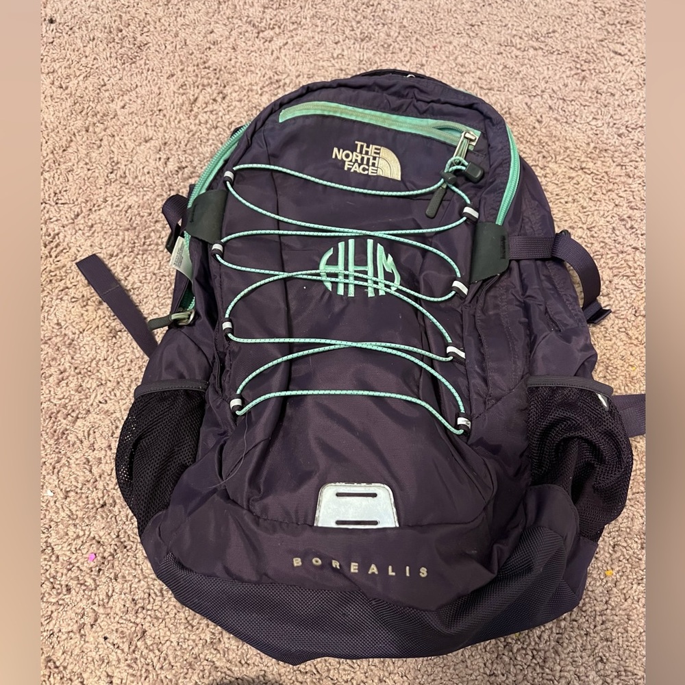 The North Face Borealis Black w Aqua Accent Backpack, Pre-owned